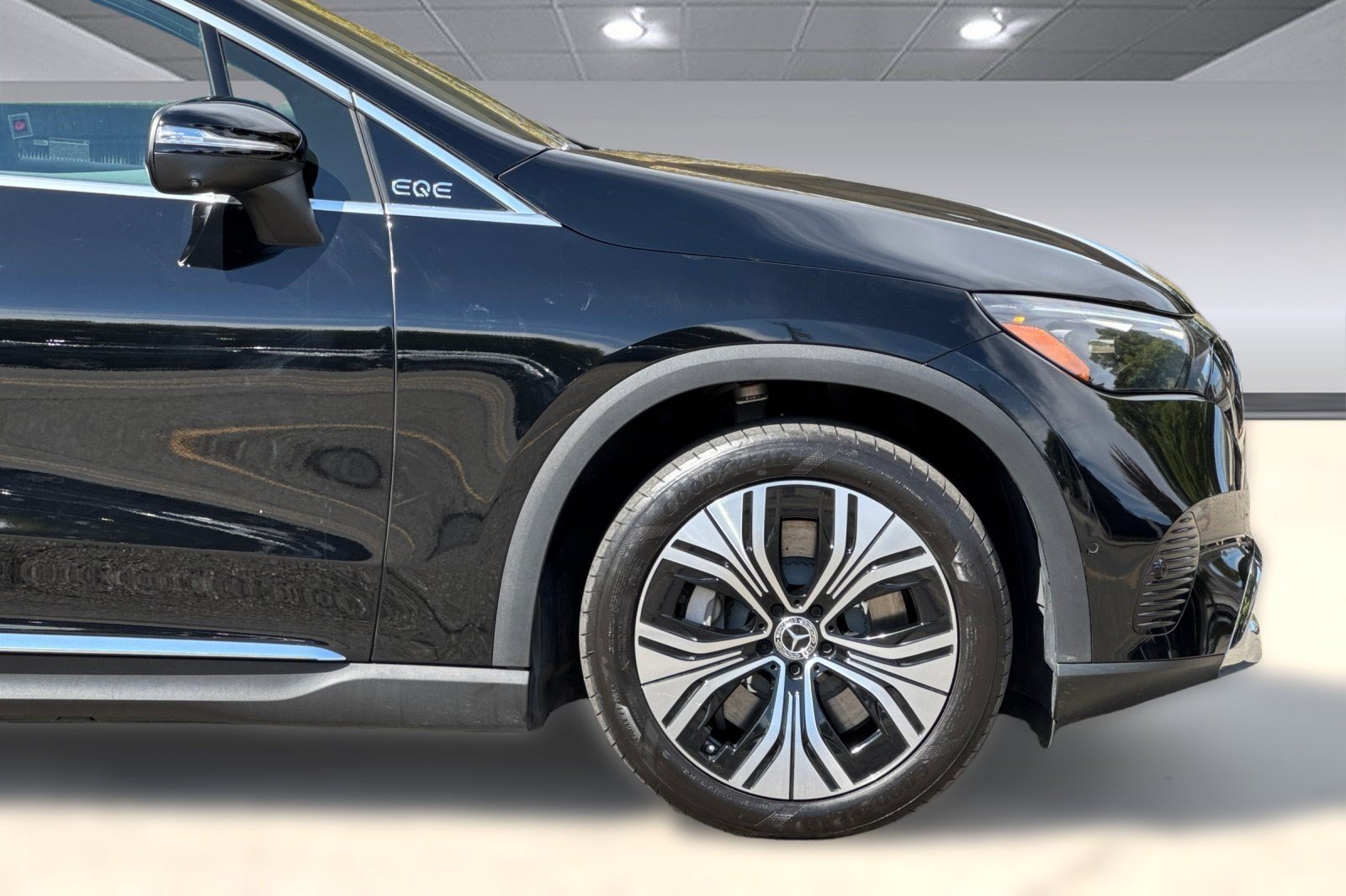 Used 2024 Mercedes-Benz EQE 350+ SUV image 36