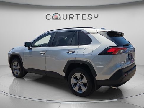 Certified 2025 Toyota RAV4 XLE w/ Convenience Package FWD image 3