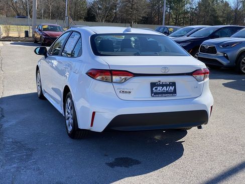 Used 2026 Toyota Corolla LE image 5