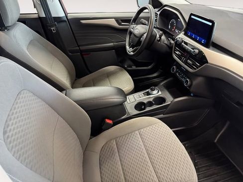 Used 2022 Ford Escape SE w/ Convenience Package image 4