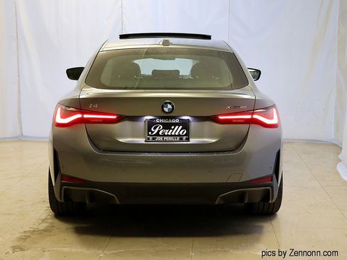 Used 2026 BMW i4 xDrive40i image 9