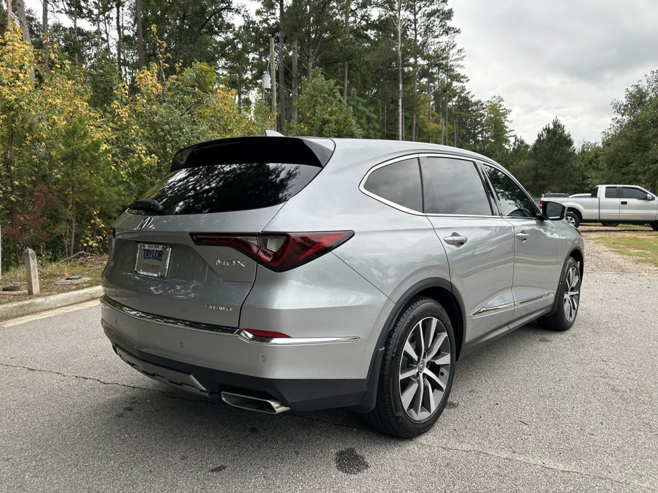 Used 2025 Acura MDX w/ Technology Package AWD/4WD image 16