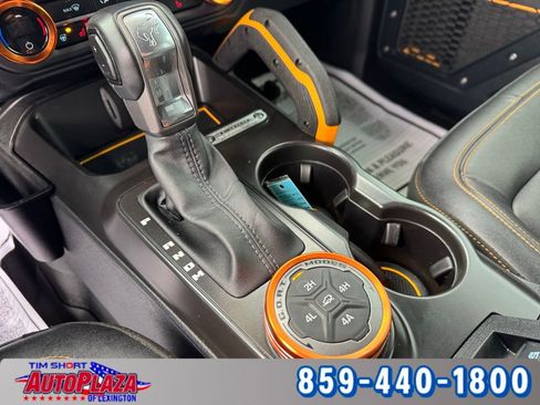 Used 2024 Ford Bronco Badlands image 35