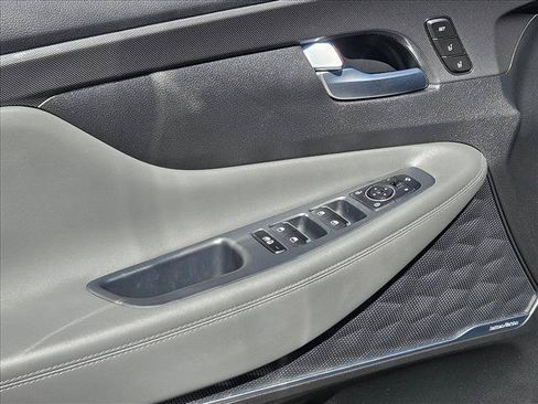 Used 2022 Hyundai Santa Fe Limited FWD image 11