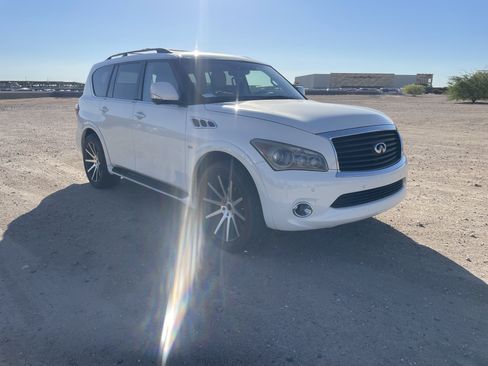 Used 2014 INFINITI QX80 2WD w/ Theater Package image 7