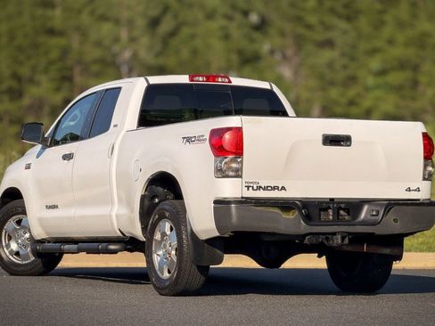 Used 2007 Toyota Tundra SR5 AWD/4WD image 9