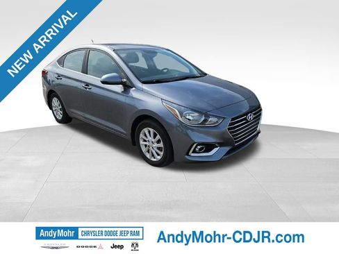 Used 2020 Hyundai Accent SEL FWD image 1