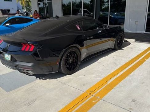 Used 2024 Ford Mustang GT Premium RWD image 2