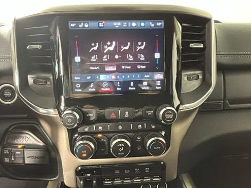 Used 2022 RAM 3500 Laramie AWD/4WD image 22