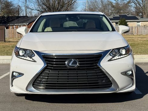 Used 2018 Lexus ES 350 ES 350 FWD w/ Premier Package image 2