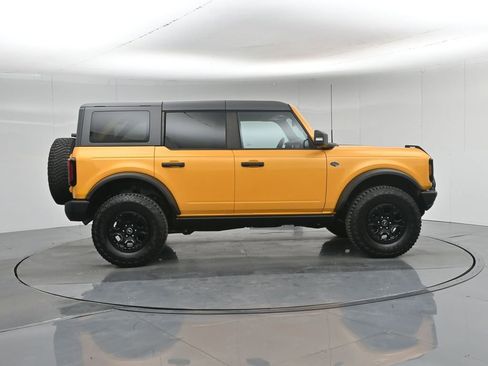 Used 2022 Ford Bronco Wildtrak image 33