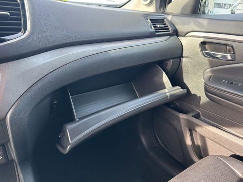 Used 2023 Honda Ridgeline Sport image 25