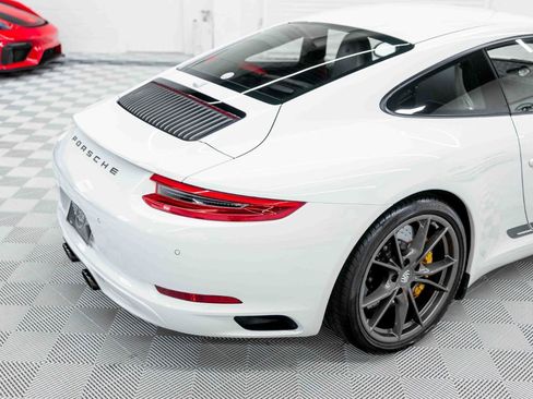 Used 2018 Porsche 911 Carrera T RWD image 24