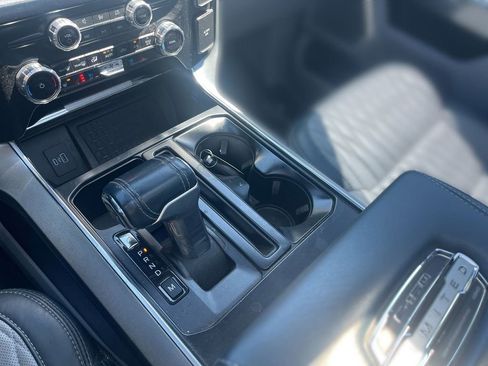 Used 2023 Ford F150 Limited image 23