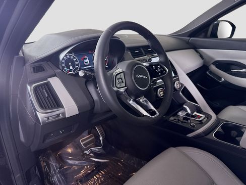 Used 2024 Jaguar E-PACE R-Dynamic SE image 23