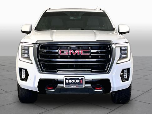 Certified 2023 GMC Yukon XL AT4 w/ AT4 Premium Package AWD/4WD image 4