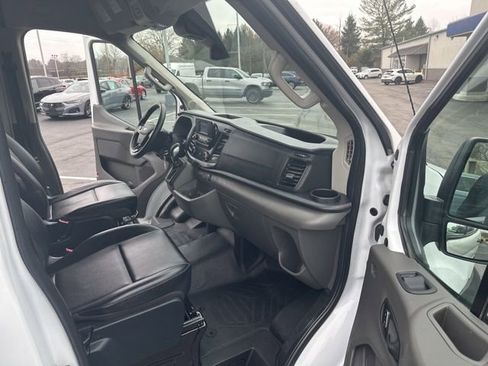 Used 2023 Ford Transit 250 Medium Roof AWD image 15
