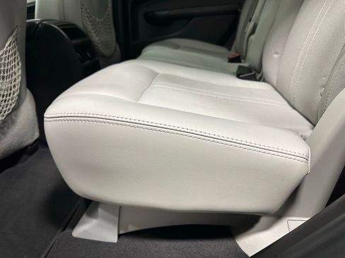 Used 2015 Cadillac SRX Performance w/ Driver Awareness Package image 38