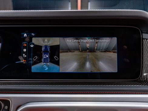 Used 2025 Mercedes-Benz G 63 AMG 4MATIC image 25