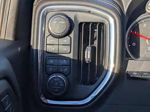 Used 2020 Chevrolet Silverado 2500 LTZ w/ LTZ Texas Edition image 14