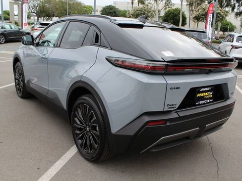 Certified 2026 Toyota C-HR AWD/4WD image 8