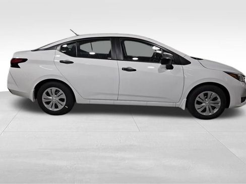 New 2025 Nissan Versa S w/ Trunk Package image 7