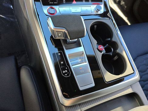 New 2026 Audi RS Q8 performance image 28