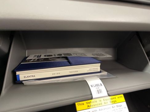 New 2026 Hyundai Elantra Sport image 27