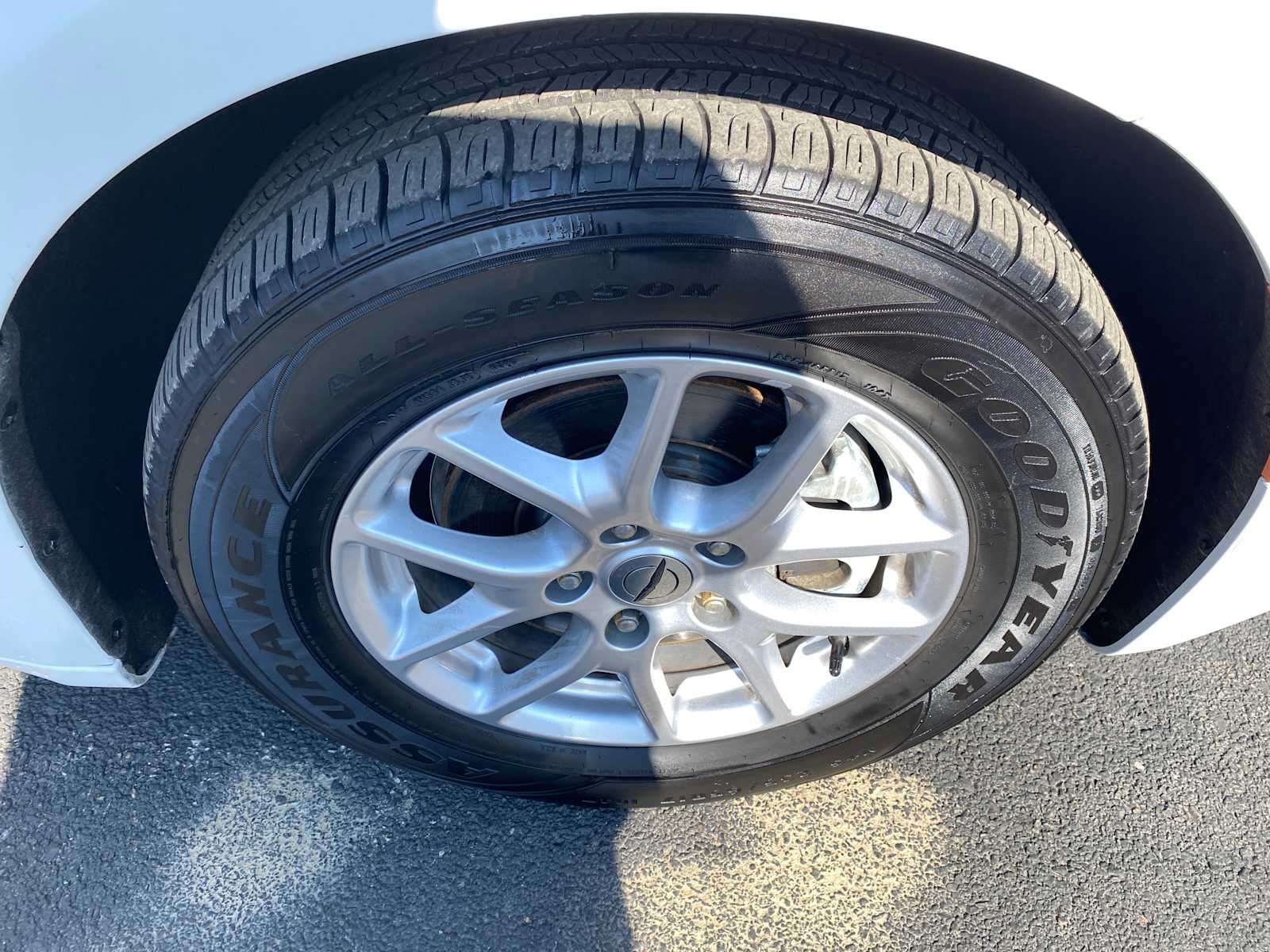 Used 2023 Chrysler Pacifica Touring-L FWD image 45