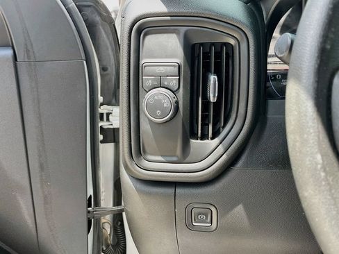 Used 2019 Chevrolet Silverado 1500 Custom w/ Custom Value Package RWD image 10