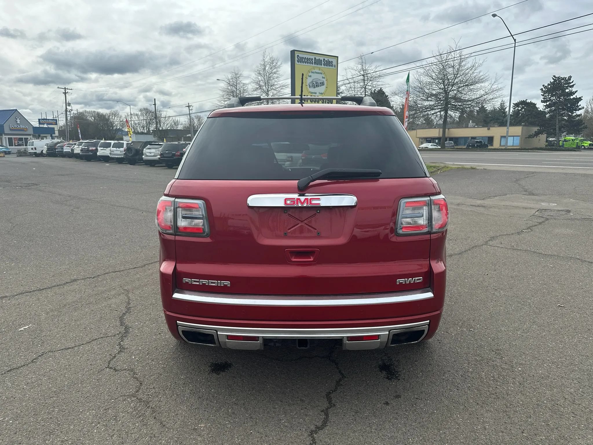 Used 2013 GMC Acadia Denali AWD/4WD image 4