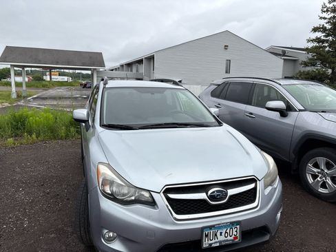 Used 2014 Subaru Crosstrek 2.0i Limited w/ Popular Package #2 AWD/4WD image 8