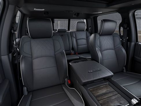 New 2026 RAM 3500 Limited AWD/4WD image 16