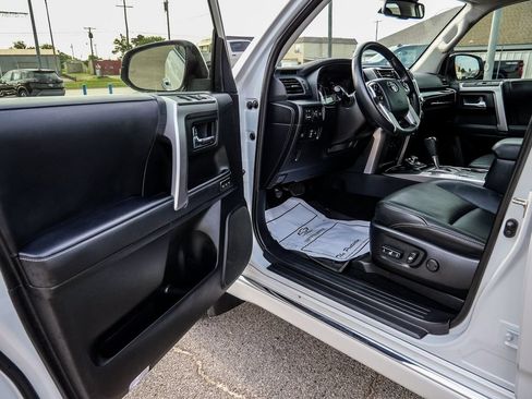Used 2024 Toyota 4Runner Limited AWD/4WD image 58