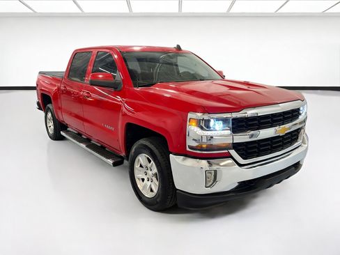 Used 2018 Chevrolet Silverado 1500 LT w/ All Star Edition AWD/4WD image 3