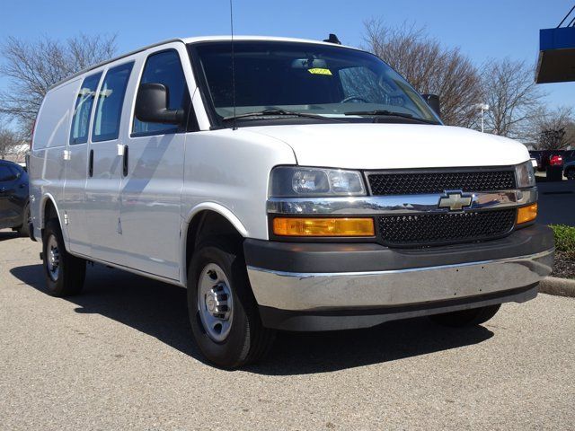 Used 2024 Chevrolet Express 2500 w/ Driver Convenience Package RWD image 28