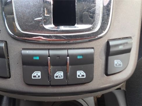 Used 2007 Chevrolet Equinox LS image 31