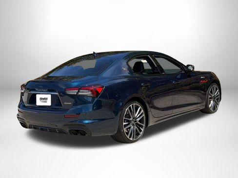 Used 2021 Maserati Ghibli Trofeo RWD image 4