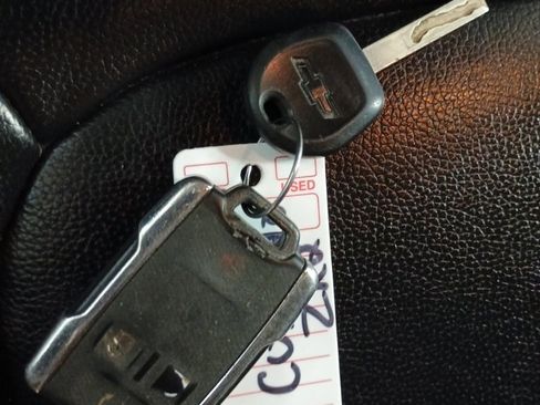 Used 2019 Chevrolet Colorado ZR2 w/ ZR2 Midnight Special Edition image 29