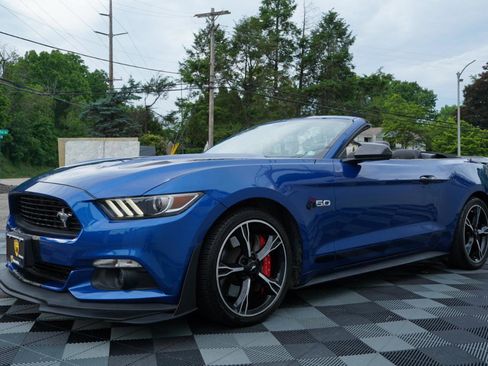Used 2017 Ford Mustang GT Premium w/ Equipment Group 401A RWD image 13