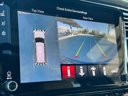 Used 2024 Jeep Grand Wagoneer Series III w/ Rear Seat Video Group 1 image 27