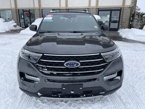 Certified 2020 Ford Explorer XLT w/ Equipment Group 202A image 9