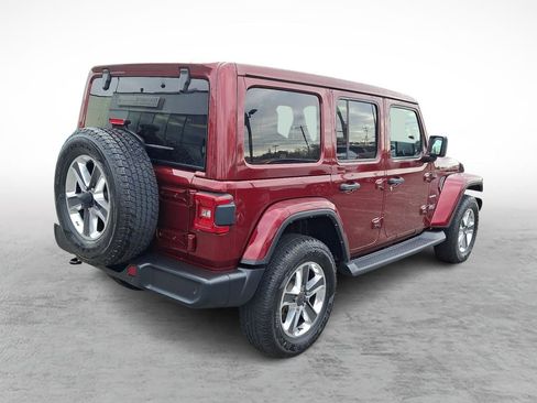 Used 2021 Jeep Wrangler Unlimited Sahara image 5