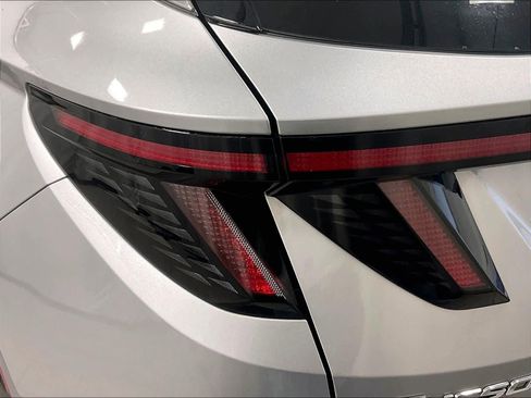 Used 2024 Hyundai Tucson Limited image 53