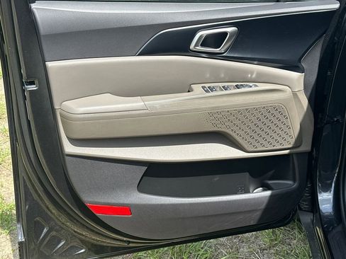 New 2026 Kia Carnival FWD image 10