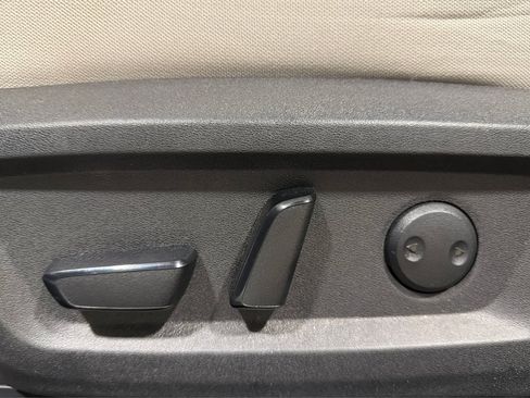 Used 2023 Nissan Rogue SV AWD/4WD image 18