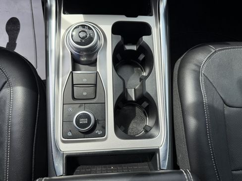 Used 2020 Ford Explorer Limited AWD/4WD image 7