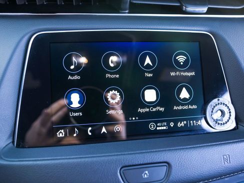 Used 2021 Cadillac XT4 Premium Luxury w/ Cold Weather Package image 32