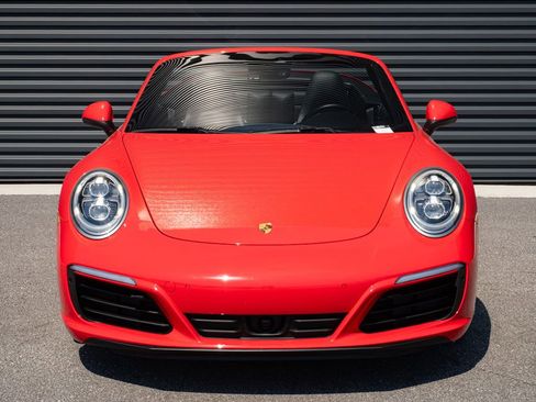 Used 2019 Porsche 911 Carrera S image 29
