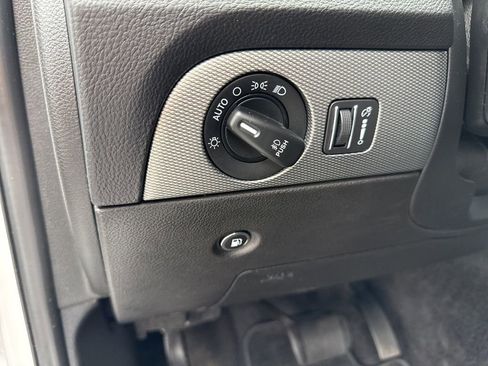 Used 2018 Dodge Durango GT AWD/4WD image 19